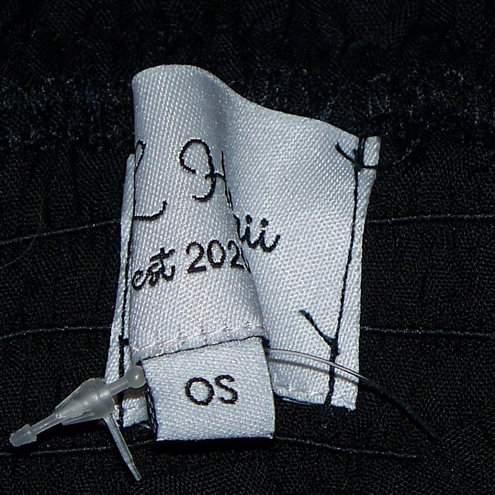 Crop Top - Picture 3 of 3